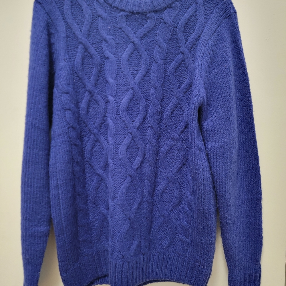 Oversized cable knit sweater
